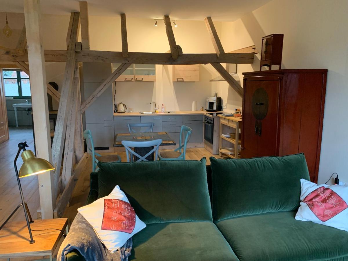 Kranichhof - Studio, Loft & Atelier زوسين المظهر الخارجي الصورة